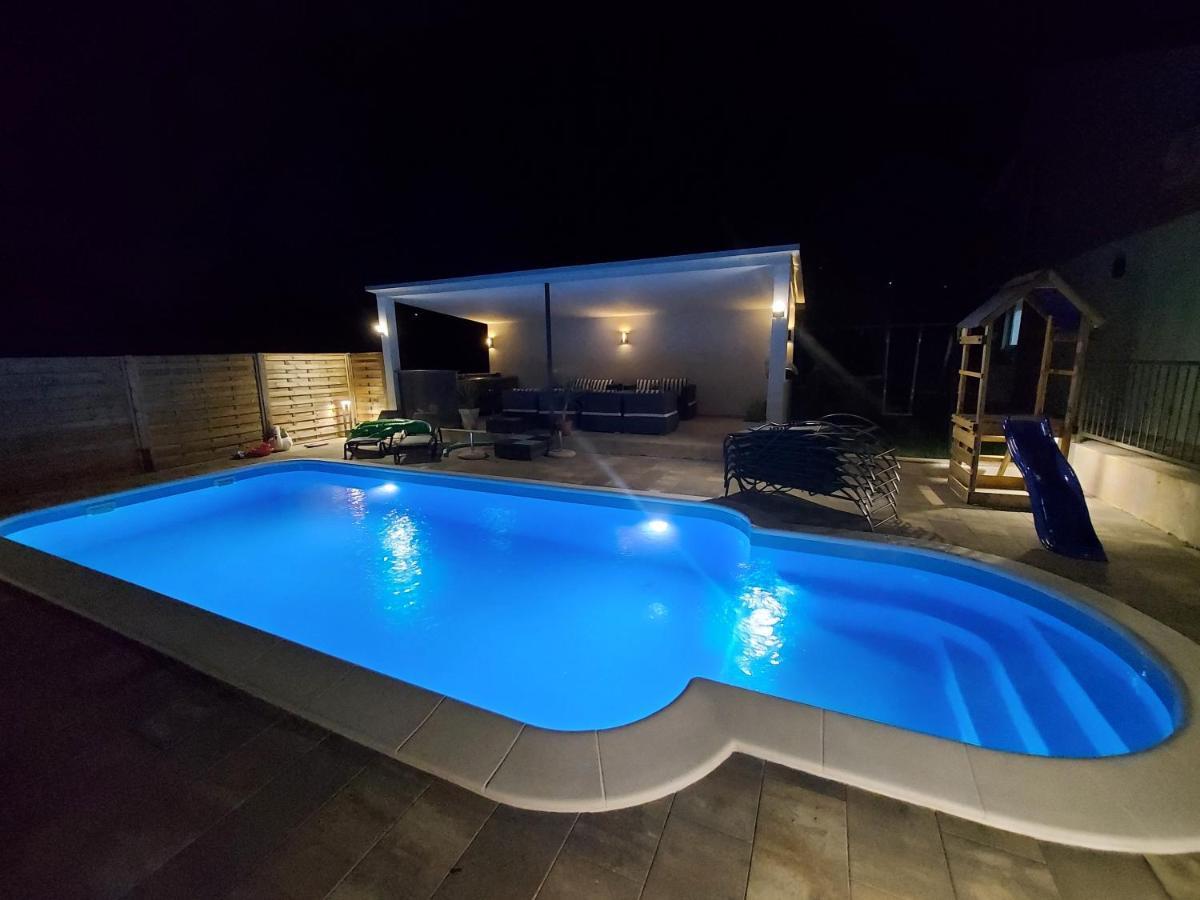 Holiday House Villa Bleu Korusce Kültér fotó